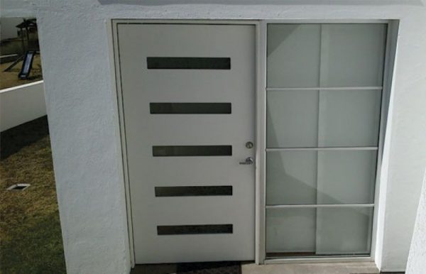 PUERTAS PRINCIPALES